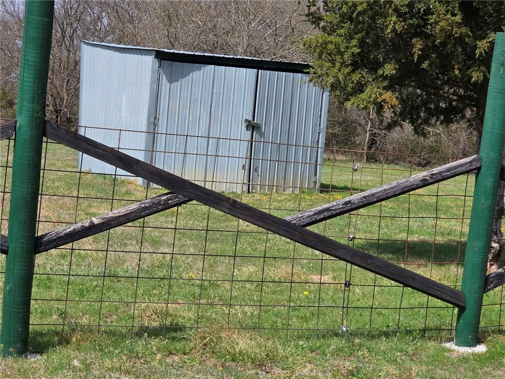 main property photo 7