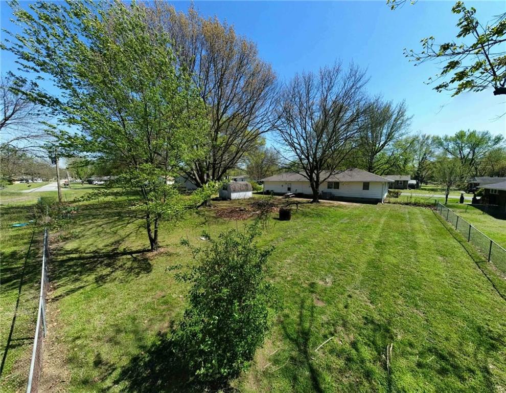 main property photo 16
