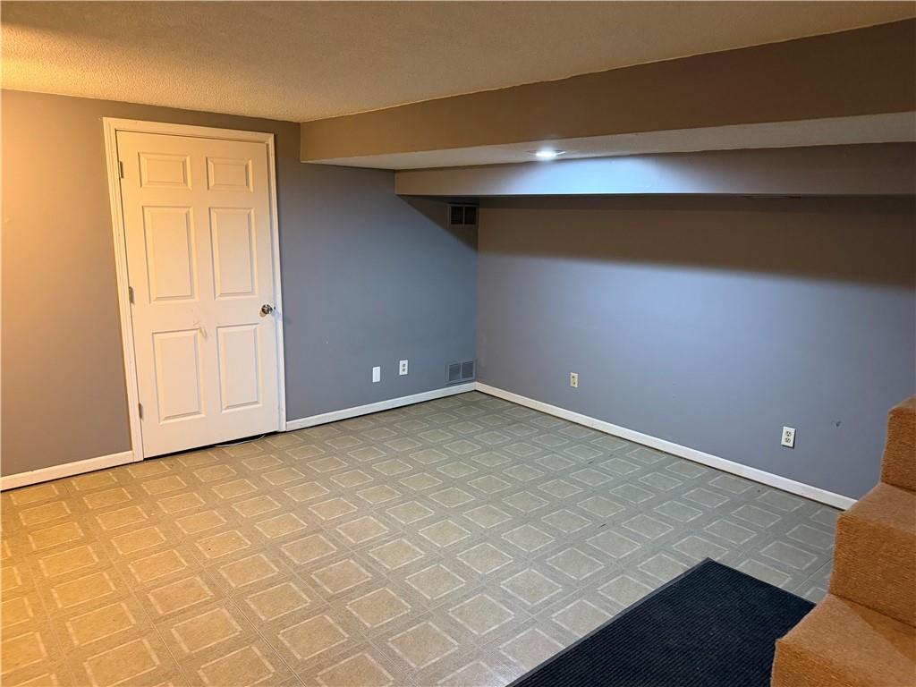 property viewer photo 23