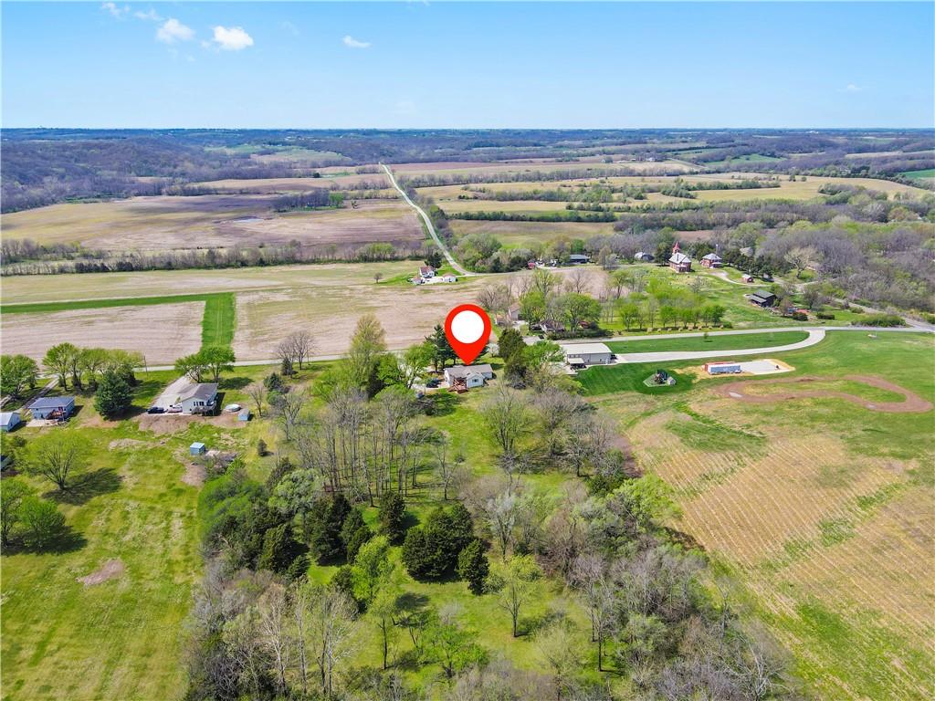 main property photo 40