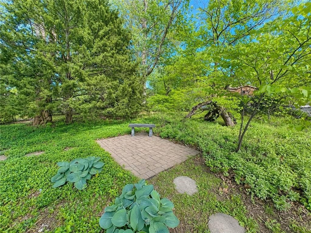 main property photo 10