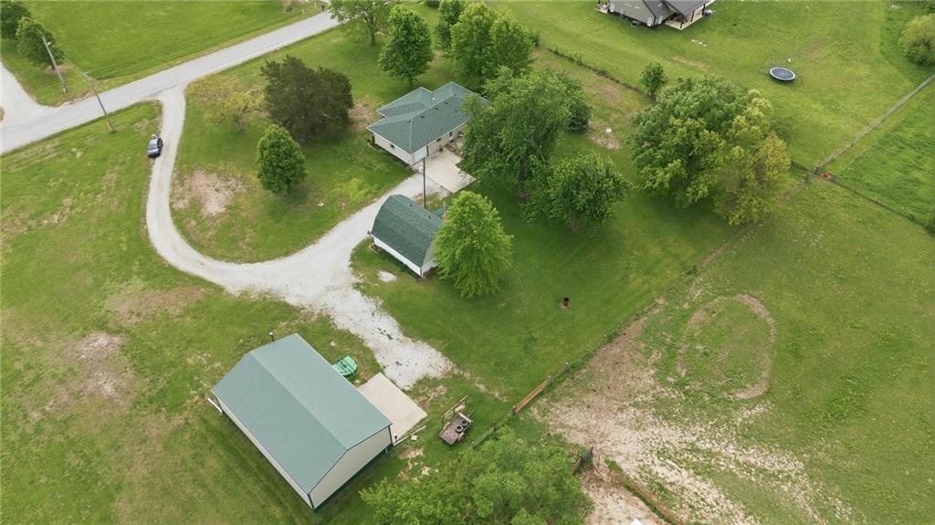 main property photo 45