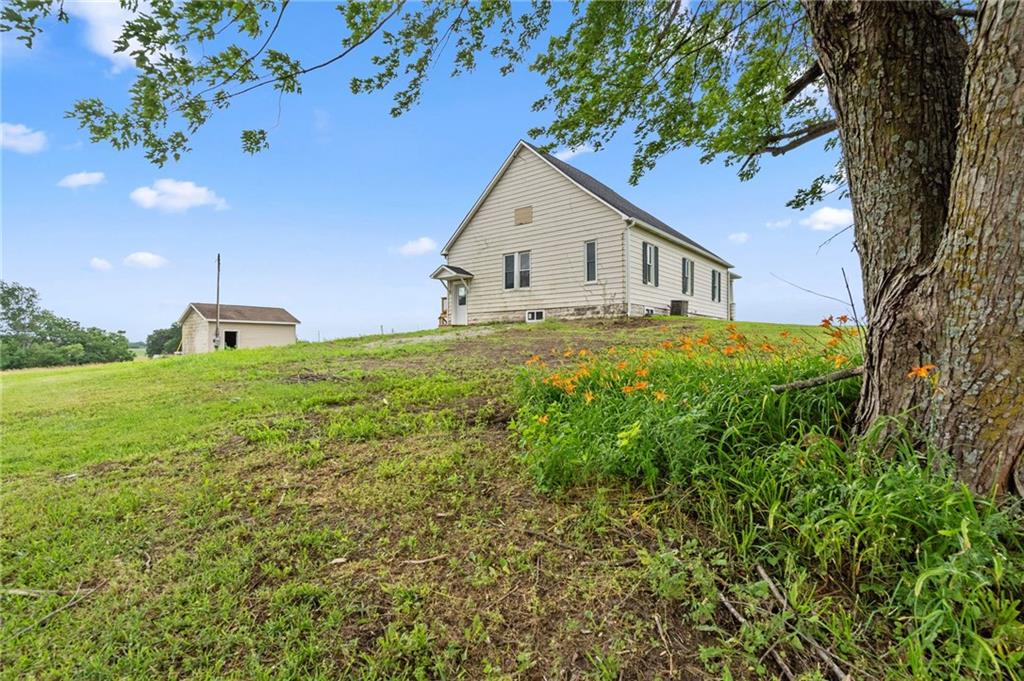 main property photo 33
