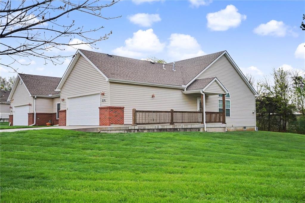 main property photo 3