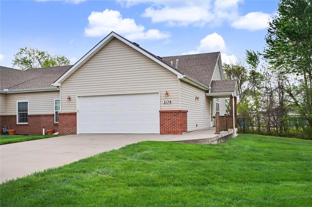 main property photo 4