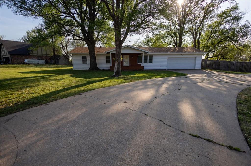 main property photo 3