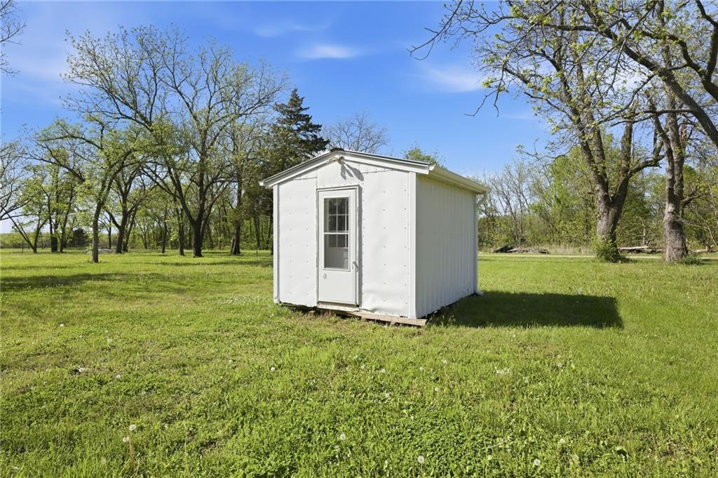 main property photo 33