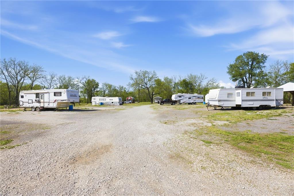 main property photo 34