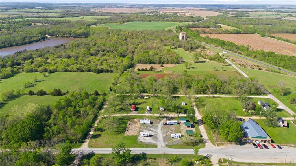main property photo 37