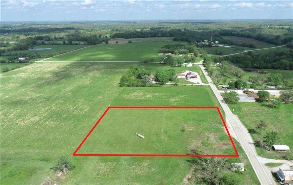 main property photo 3
