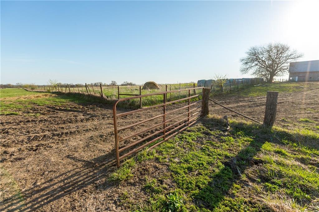 main property photo 90