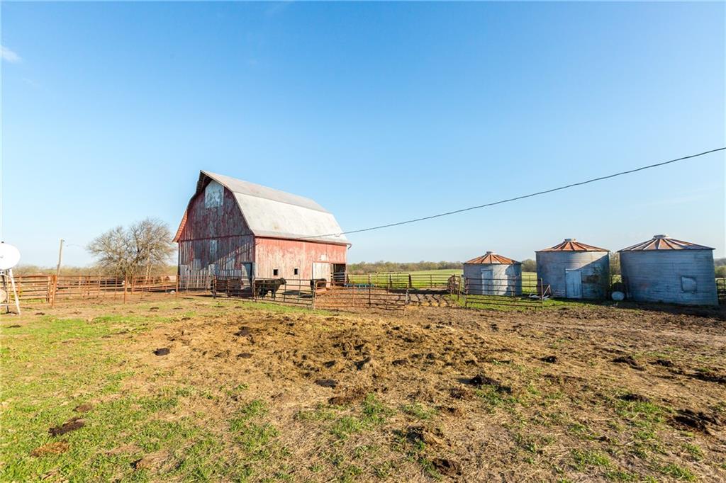 main property photo 95