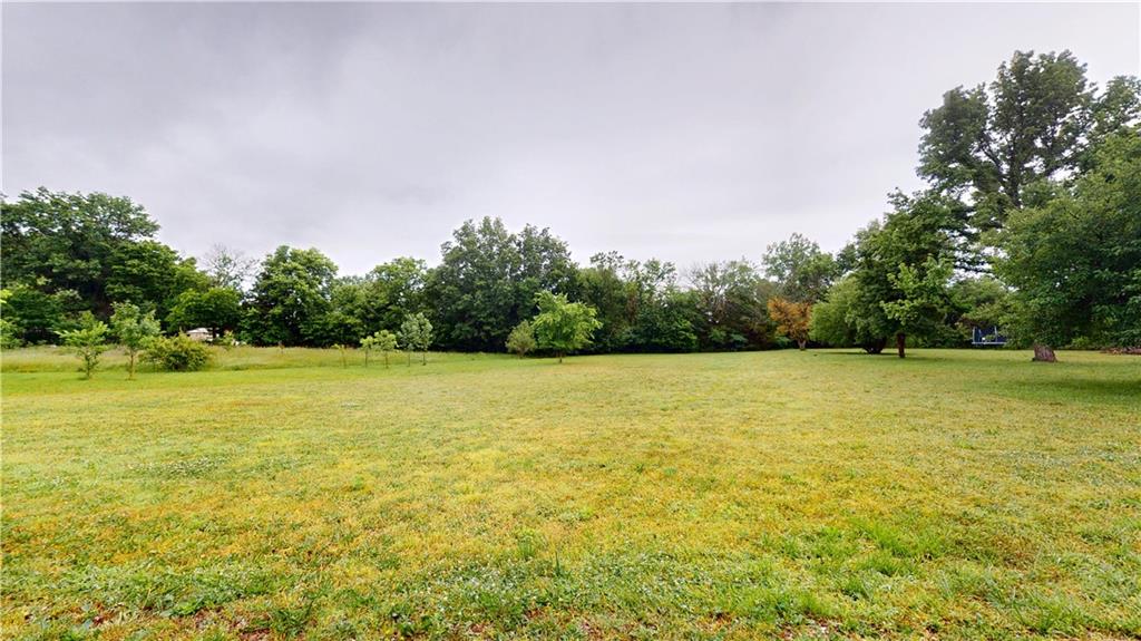 main property photo 25