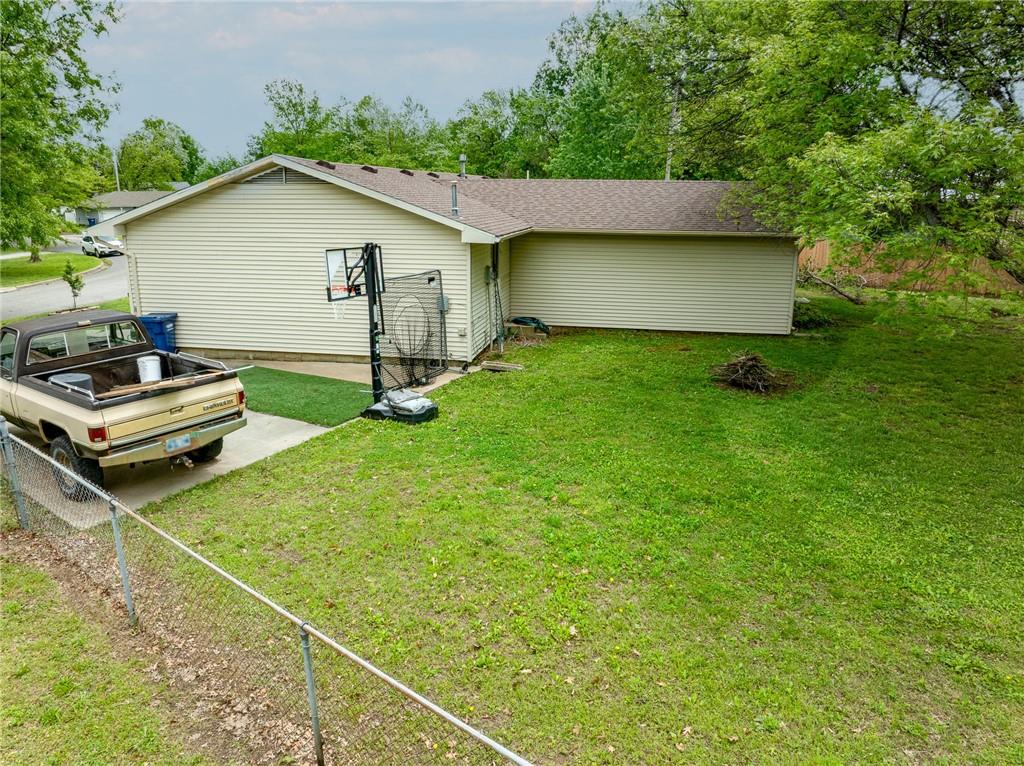main property photo 16