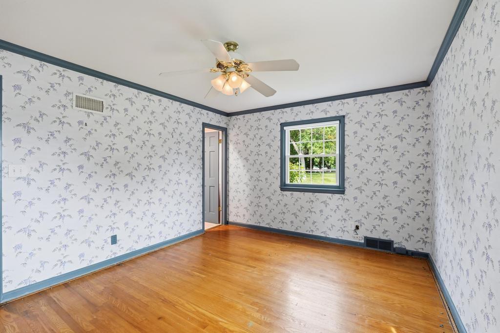 property viewer photo 26