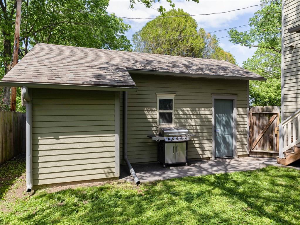 main property photo 32