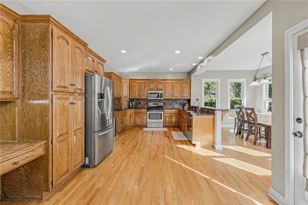 main property photo 12