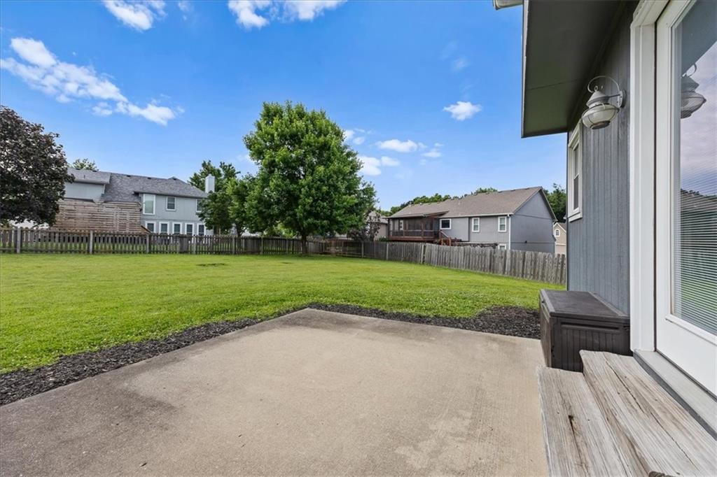 main property photo 23