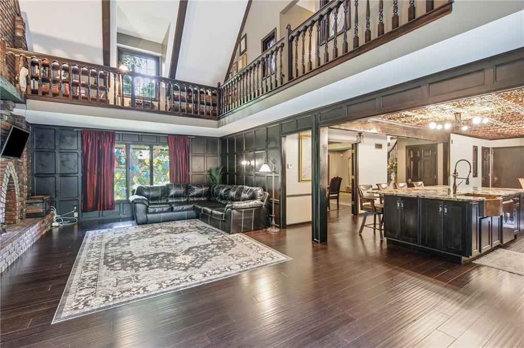 main property photo 17