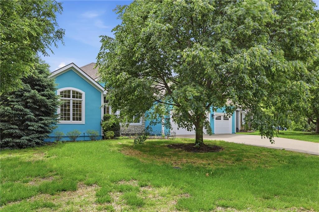 main property photo 37
