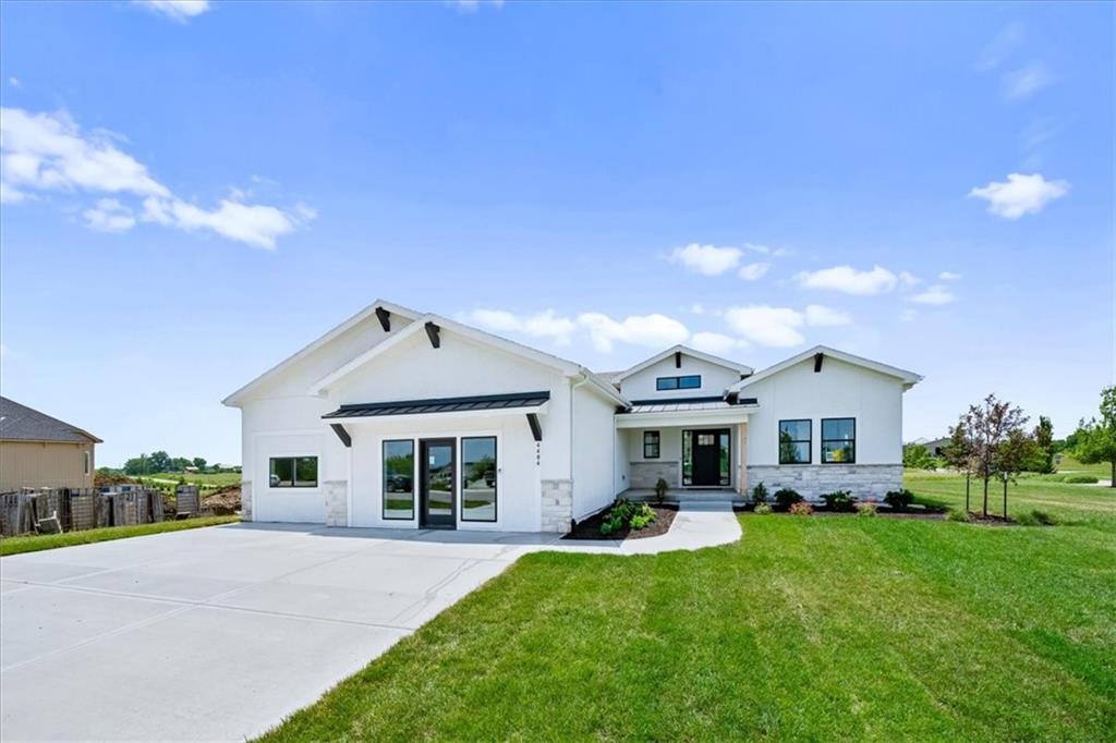 main property photo 4