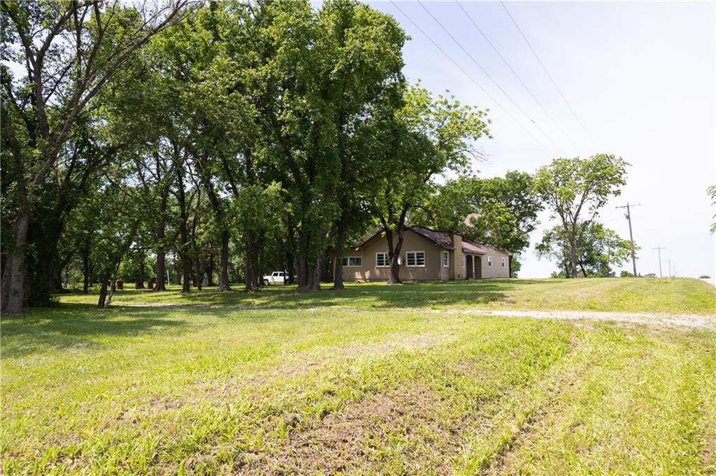 main property photo 38