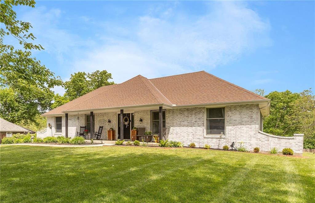 main property photo 2