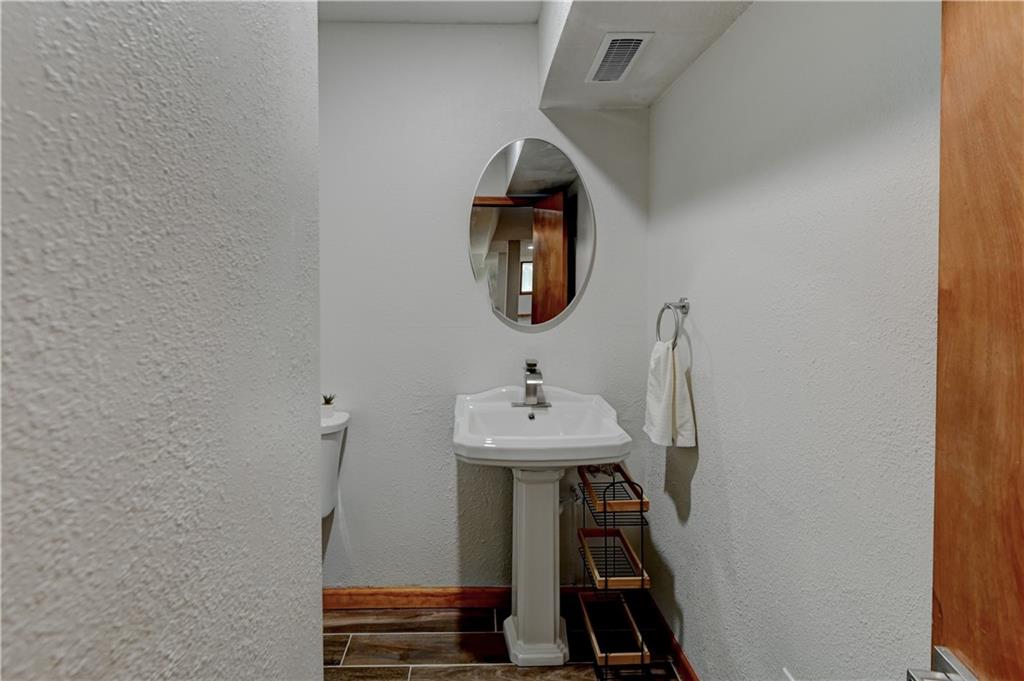 main property photo 73