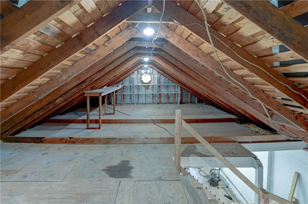 main property photo 79