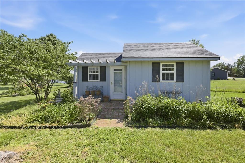 main property photo 45