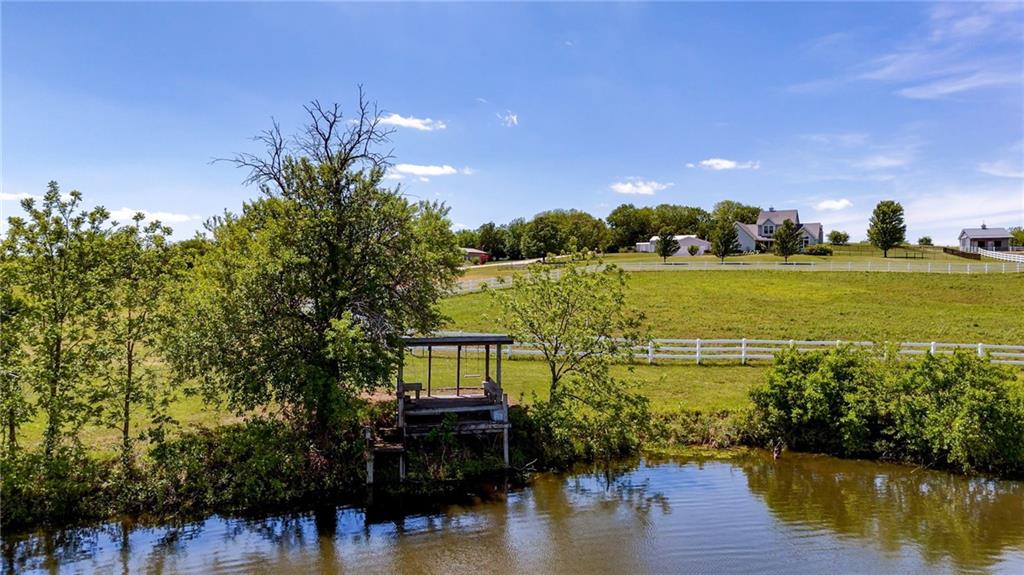 main property photo 12