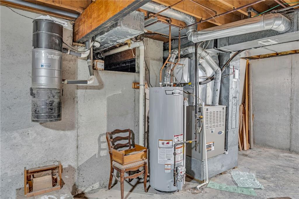 main property photo 65