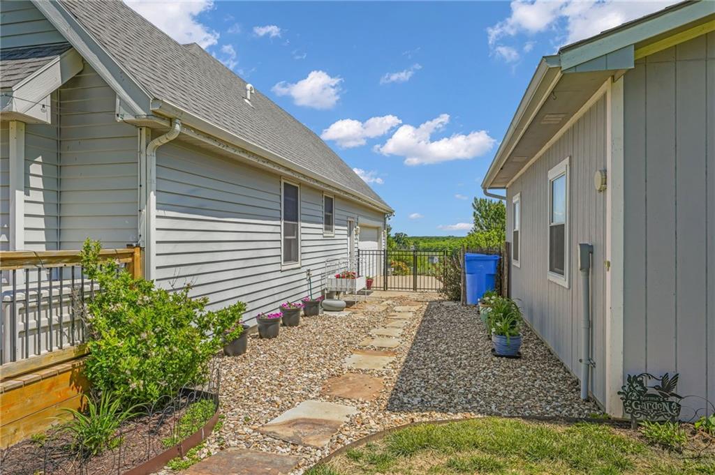 main property photo 81