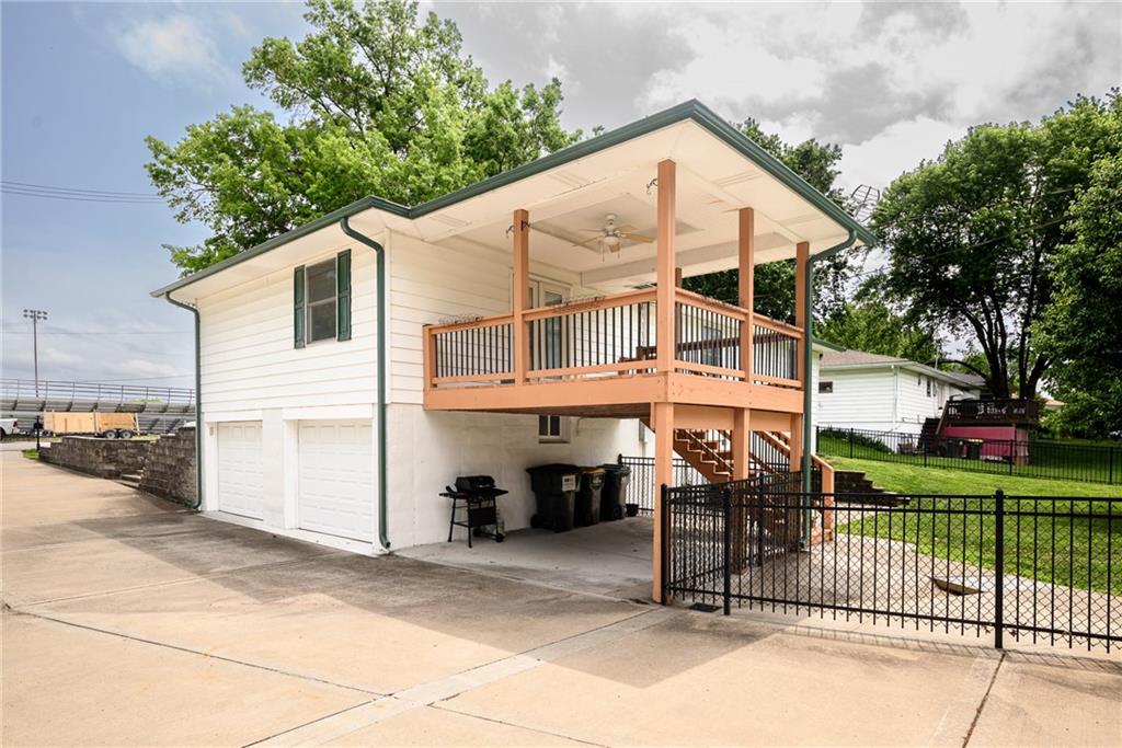main property photo 27