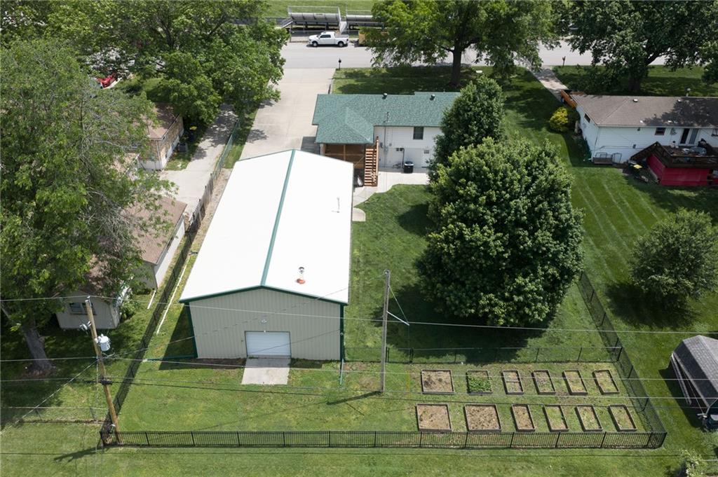 main property photo 31