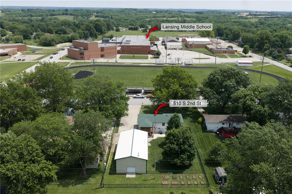 main property photo 32