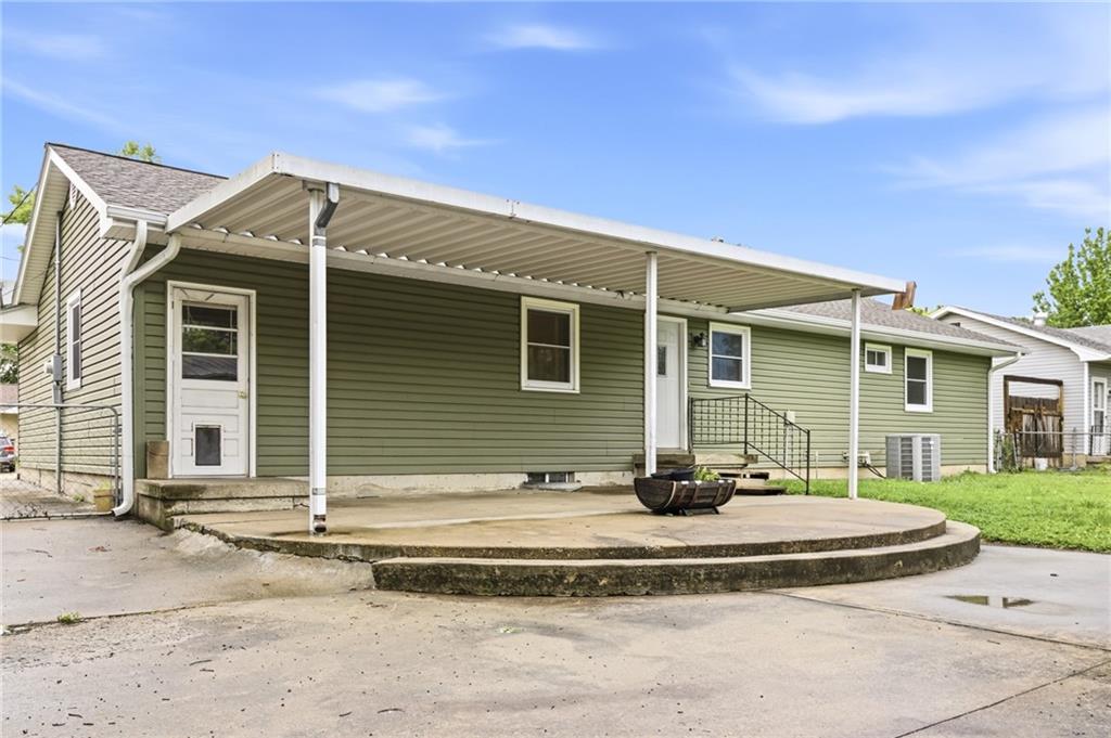 main property photo 29
