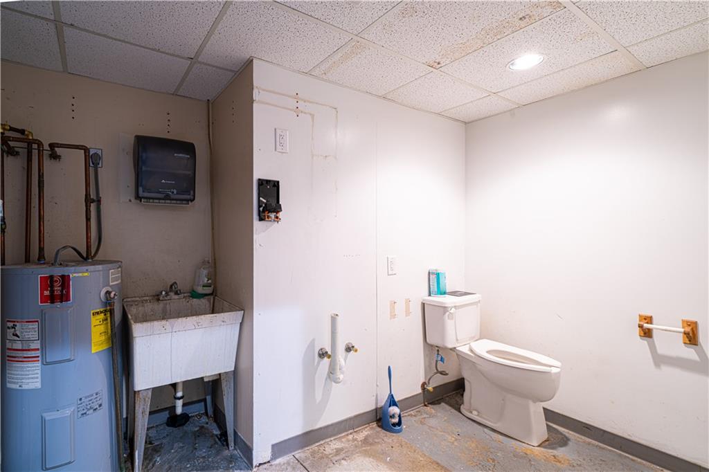 main property photo 29