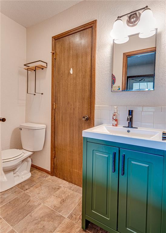 main property photo 16