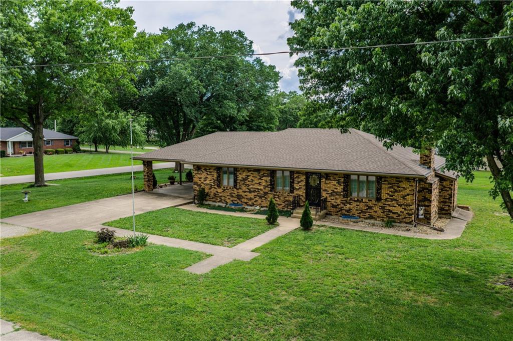 main property photo 34