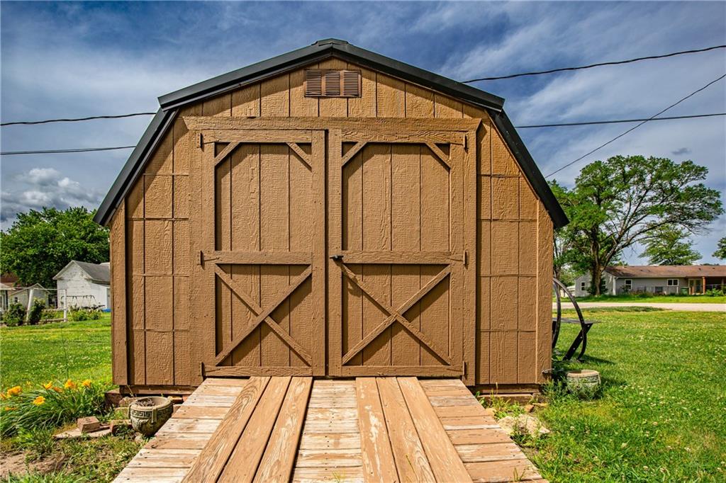 main property photo 7