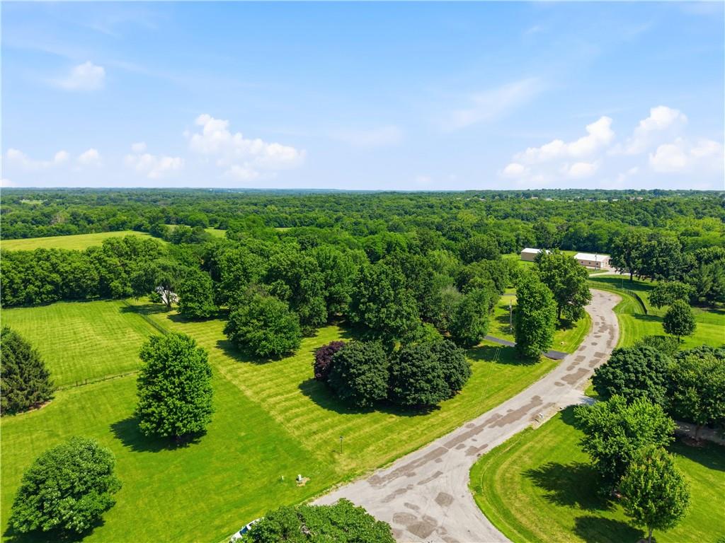 main property photo 17