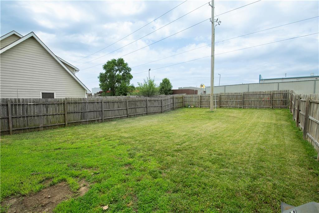 main property photo 17