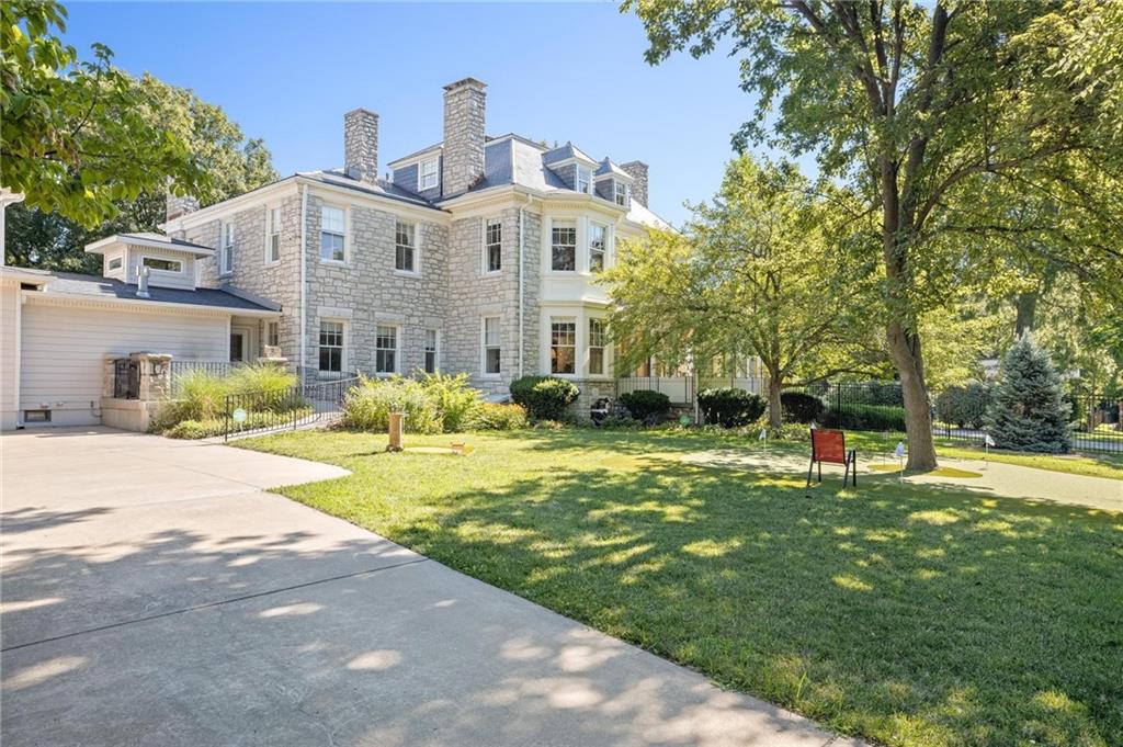 main property photo 50