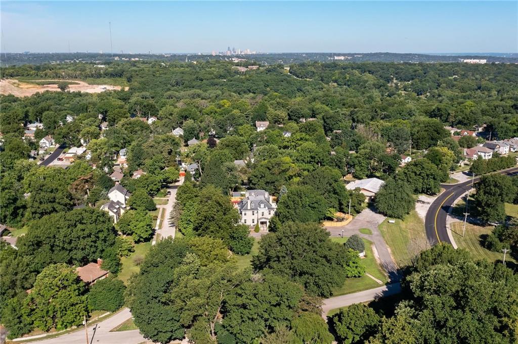 main property photo 59