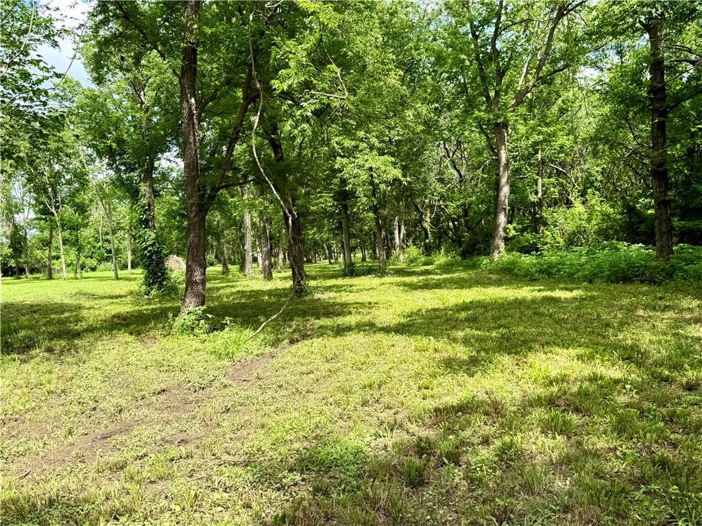main property photo 25