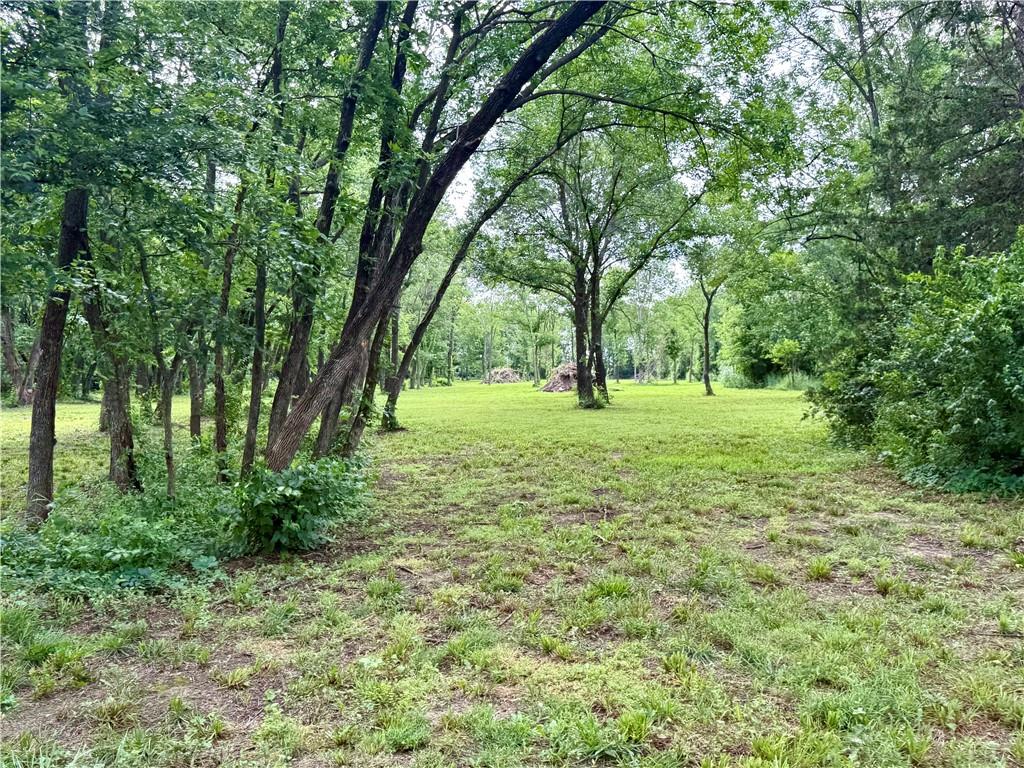 main property photo 26