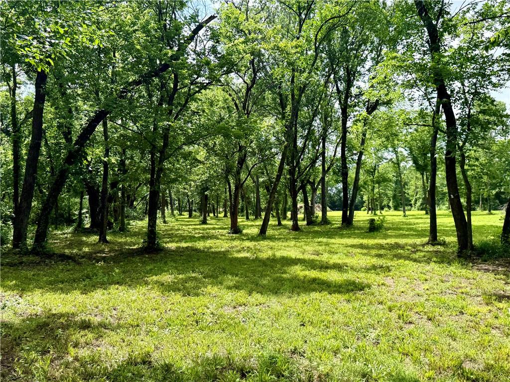 main property photo 27