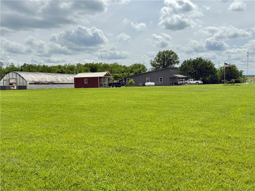 main property photo 38