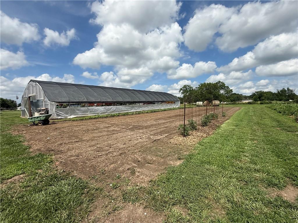 main property photo 44